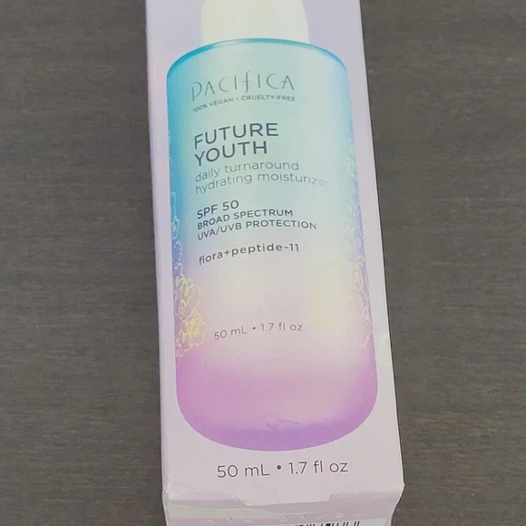 Pacifica Future Youth Daily Turnaround Hydrating Moisturizer SPF 50 1.7 fl  14CT - Picture 2 of 6